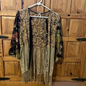 Gimmicks button fly away